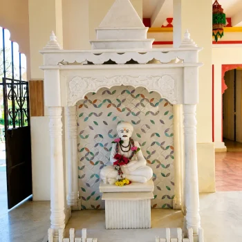 Shri Sant Santaji Maharaj Temple